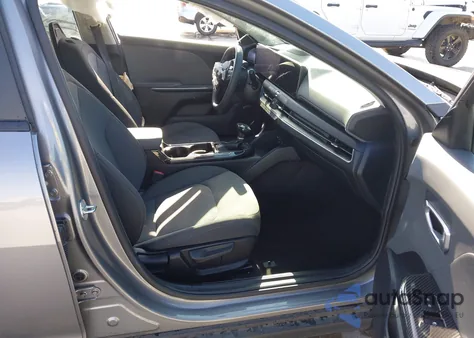 2025 Kia K4 Lxs from USA, damaged, VIN 3KPFT4DE8SE046054